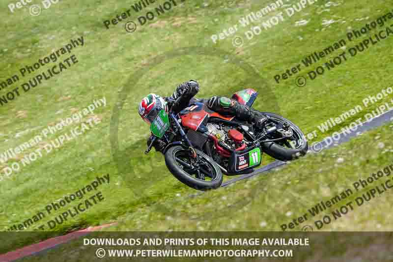 cadwell no limits trackday;cadwell park;cadwell park photographs;cadwell trackday photographs;enduro digital images;event digital images;eventdigitalimages;no limits trackdays;peter wileman photography;racing digital images;trackday digital images;trackday photos